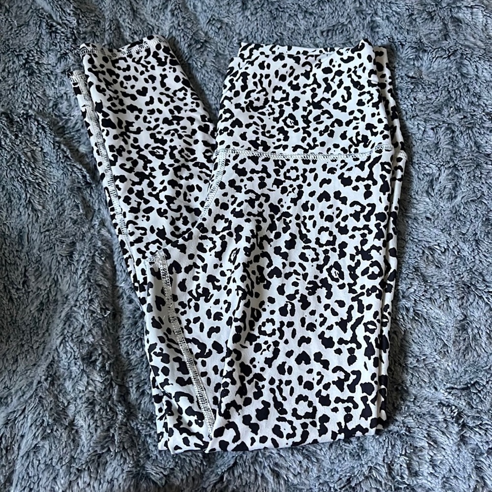 Evolution & Creation Cheetah Leggings